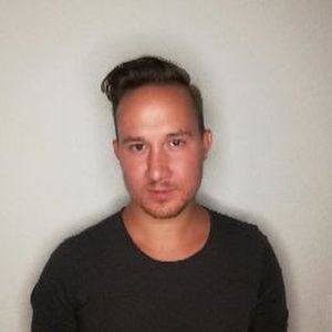 Meet your Posher, Daniel